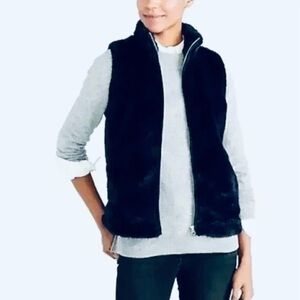 J. Crew Thick Navy Faux Fur Vest Pockets EUC Size XS